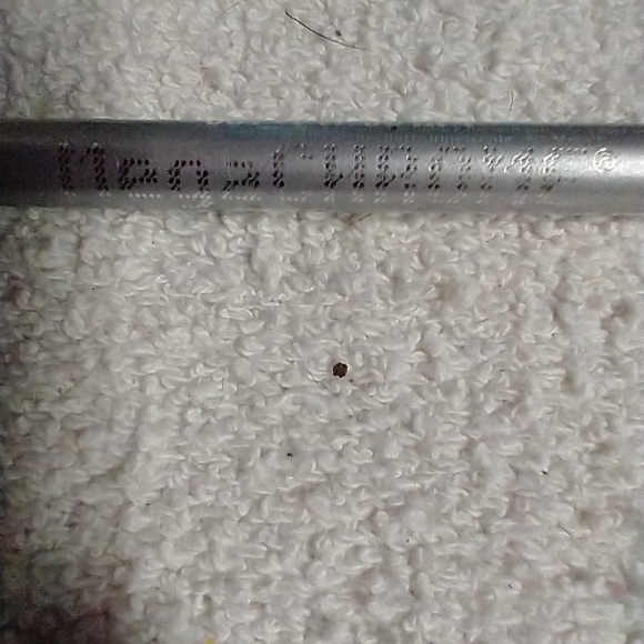 Wet n wild mega chrome eyeliner pencil 50 - Picture 4 of 5